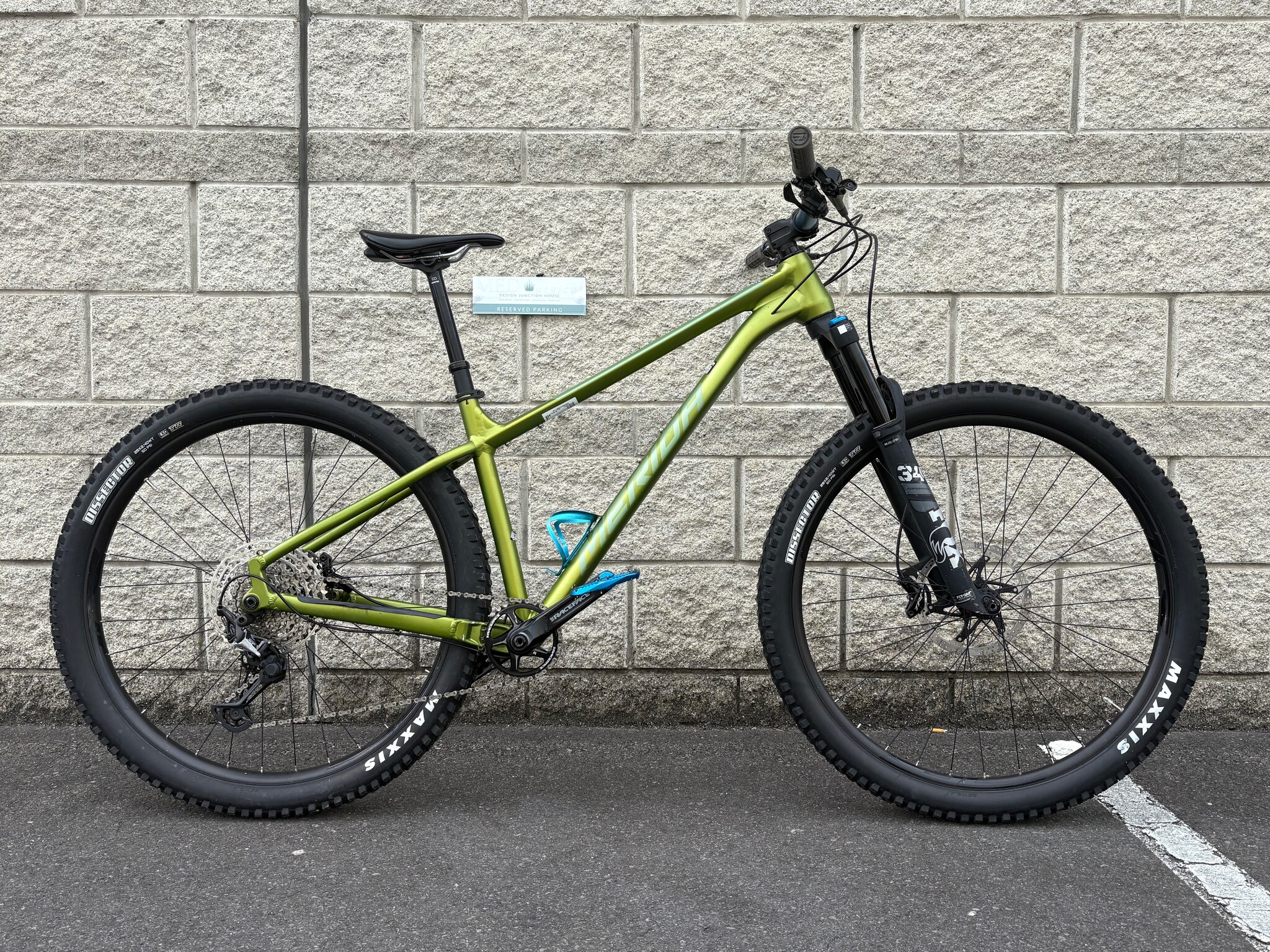 You added <b><u>Second Hand Merida Big Trail 700- Size Large  | **PRIVATE SALE**</u></b> to your cart.