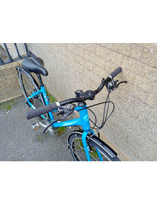  Second Hand Giant-Liv Ladies Hybrid Size Medium-Blue, Private Sale