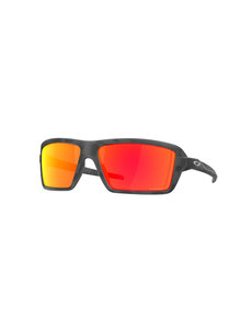 Oakley Oakley, Cables