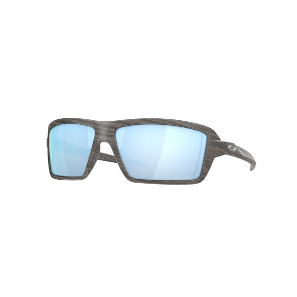 Oakley Oakley, Cables