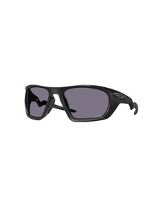 Oakley Oakley, Lateralis