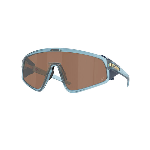 Oakley Oakley, Latch Panel