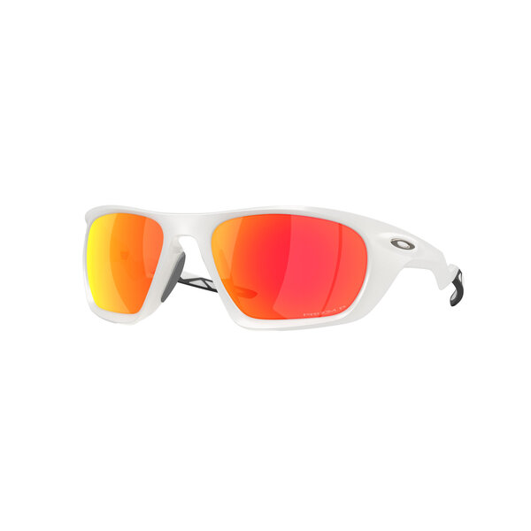 Oakley Oakley, Lateralis