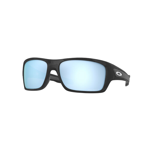 Oakley Oakley, Tourniquet
