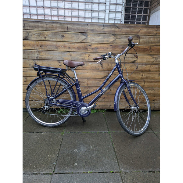 PRIVATE SALE | Second Hand | Pedleton Somerby Ladies Electric Bike Colour Navy | PRIVATE SALE