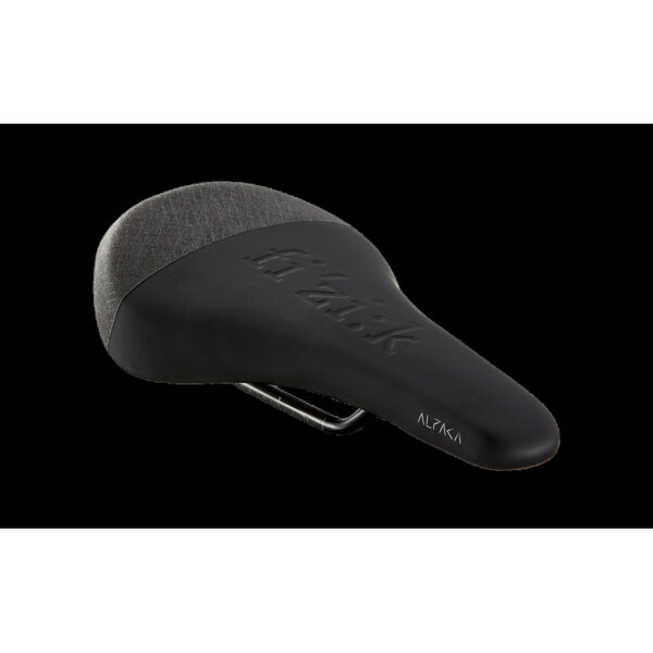 Fizik Fizik Gravita Alpaca X5 + Tool Kit Mens MTB Saddles
