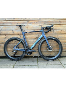 Merida Merida Reacto 4000 Carbon Aero Road Bike Grey/Silver Large 56cm *Custom Edition with Reynolds Wheels and Ultegra Di2*