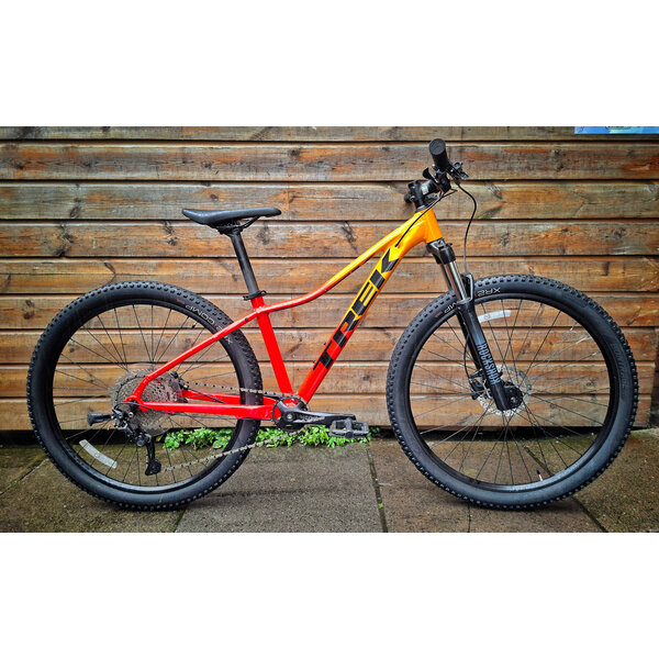Second Hand Trek Marlin 7 Mountain Bike, Orange/Red, Small 15", Available in Stock