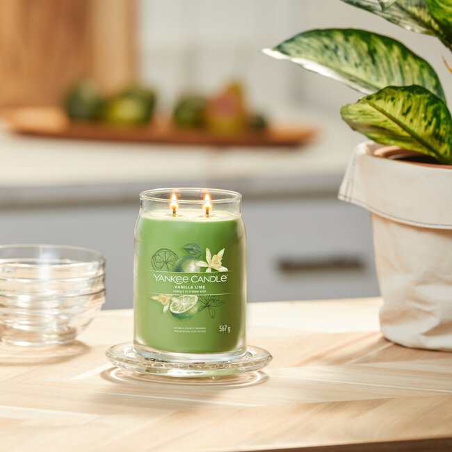 Yankee Candle Vanilla Lime - Signature Large Jar
