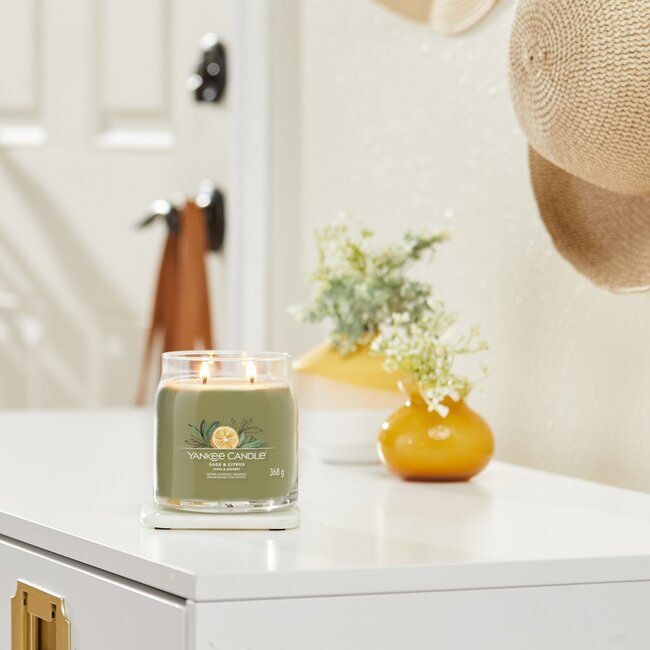Yankee Candle Sage & Citrus - Signature Medium Jar