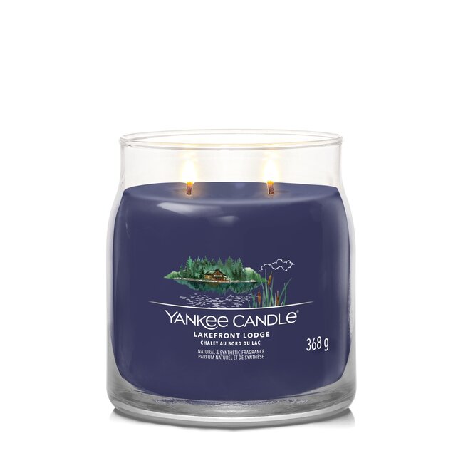 Yankee Candle Lakefront Lodge - Signature Medium Jar