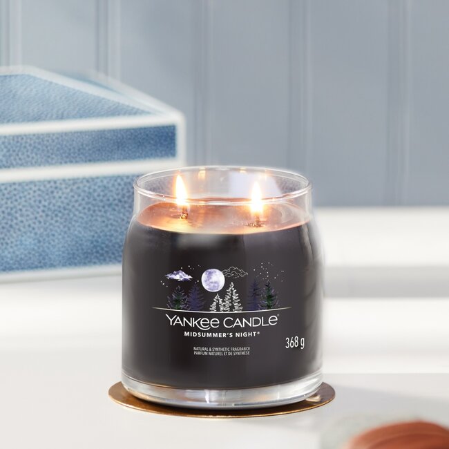 Yankee Candle Midsummer's Night - Signature Medium Jar