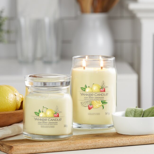 Yankee Candle Iced Berry Lemonade - Signature Large Jar
