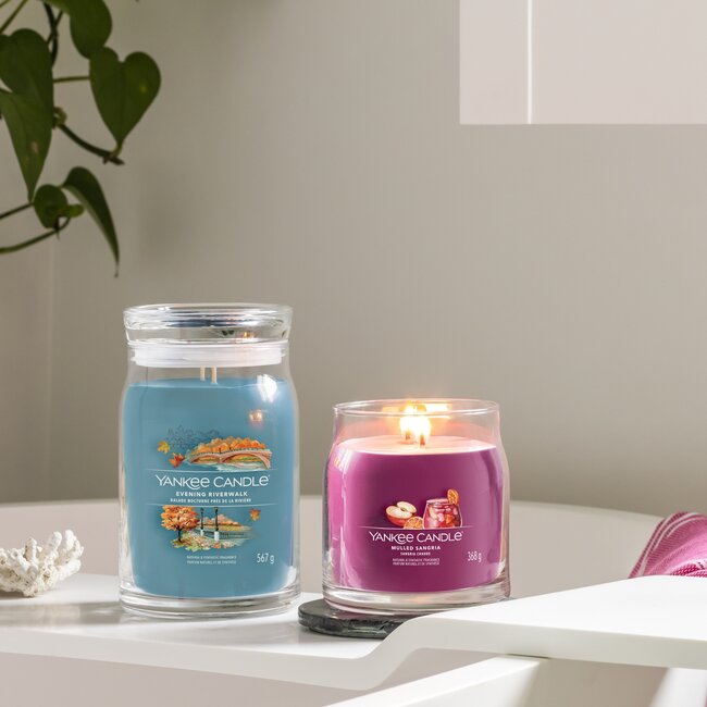 Yankee Candle Evening Riverwalk - Signature Large Jar