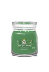 Yankee Candle Shimmering Christmas Tree  - Signature Medium Jar