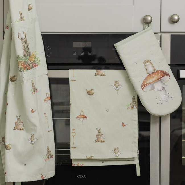 Wrendale Ovenwant - Garden Friends