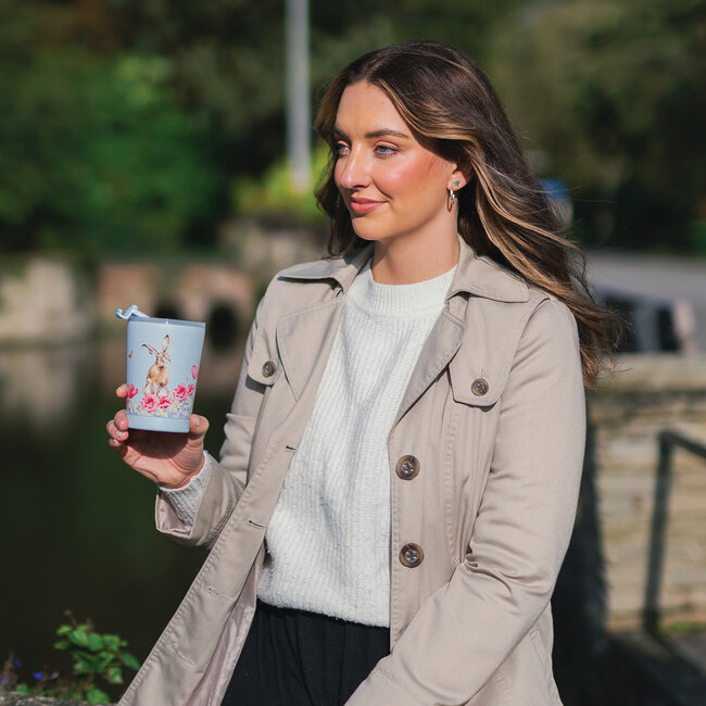 Wrendale Koffiebeker - Hare - Field of Flowers