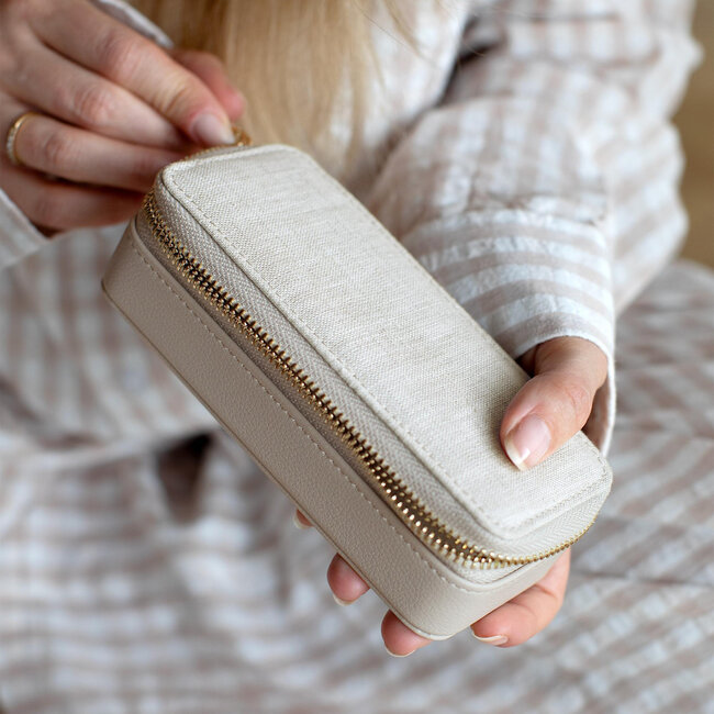 Stackers Linen & Oatmeal - Travelbox - Mid-size