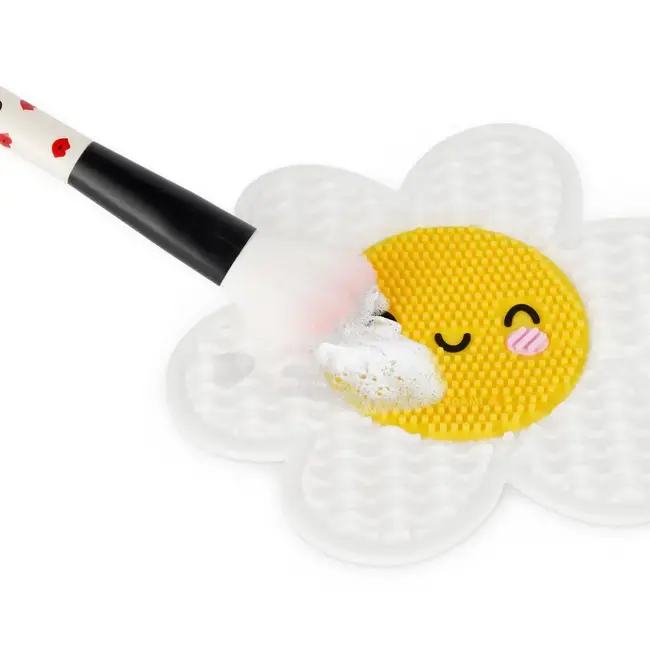 Legami Daisy - Brush Cleansing Mat