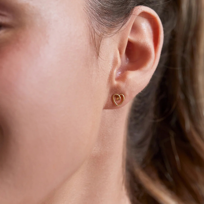 Estella Bartlett Oorbellen - Hearts - Gold