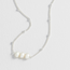 Estella Bartlett Ketting - Triple Pearl - Silver