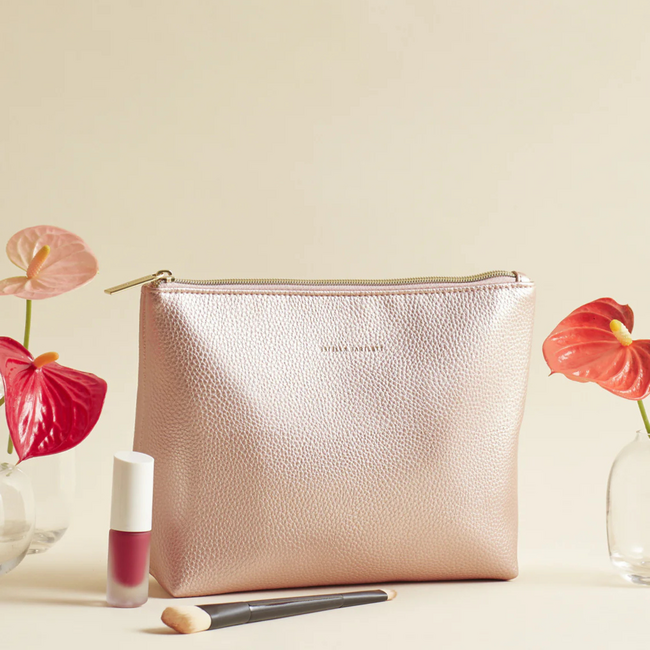 Estella Bartlett Make-uptas - Metallic Blush