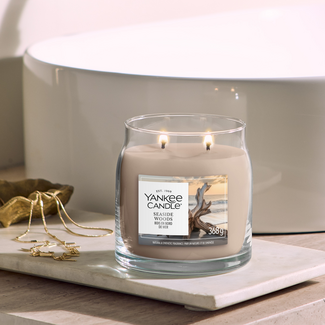 Yankee Candle Seaside Woods - Medium Jar