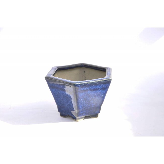 Hexagonal pot