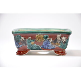 Kutani Aritomo Rectangular handpainted Kutani pot - 90 mm