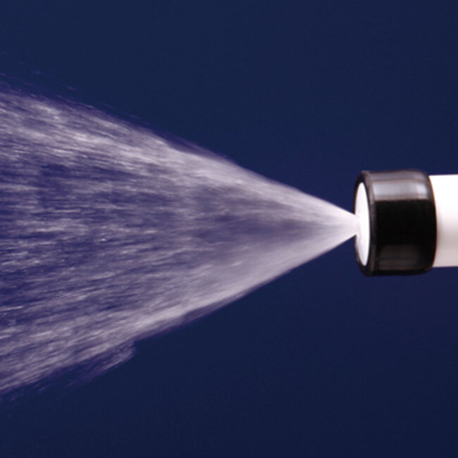 Pulvérisateur compact de Takagi, 4 modèles d'arrosage, en plastique - Dimensions: 100 x 43 x 160 mm