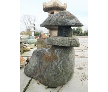 Japanse stenen lantaarn Nozura Gata 110 cm