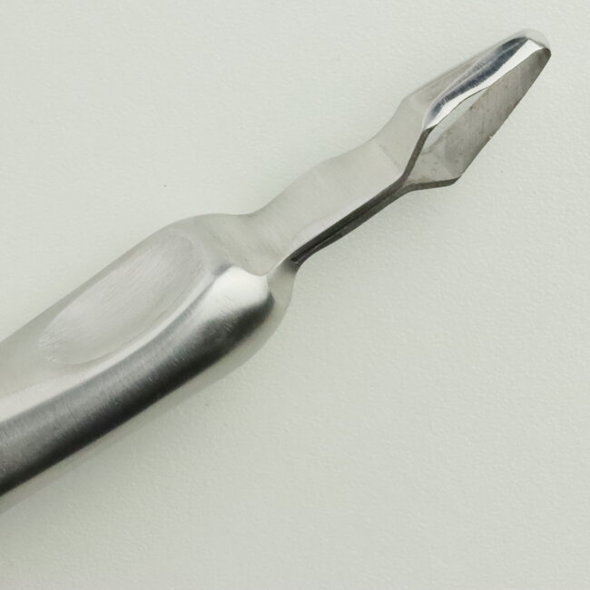 Gouge no. 1 - carving tool for jin and shari | dead wood carving gouge | 9 mm wide