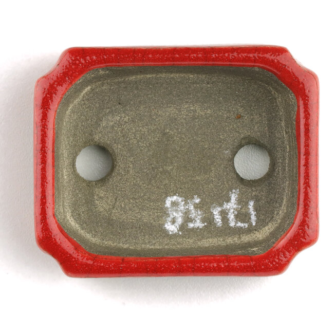Rectangular red bonsai pot by Terahata Satomi Mazan - 70 x 57 x 20 mm