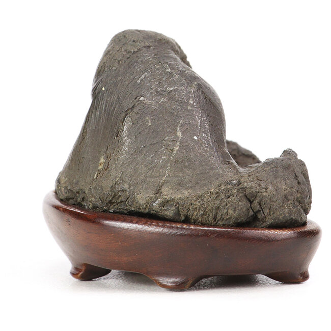 48 mm suiseki met dai 48 x 60 x 44 mm - herkomst Japan