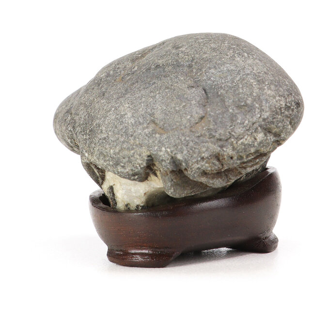 44 mm suiseki met dai 44 x 65 x 50 mm - herkomst Japan