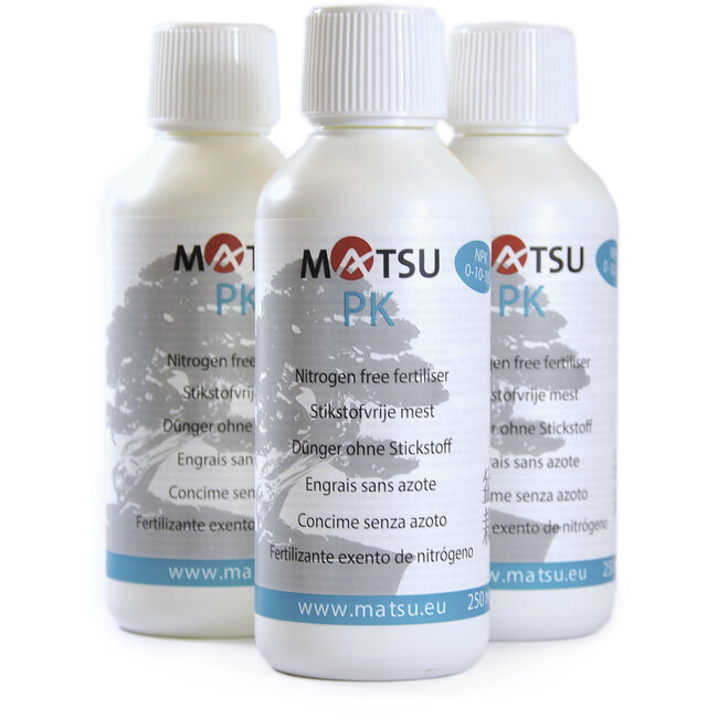 MATSU PK kunstmest 250 ml, drie flessen - voor het verdikken van stam en takken