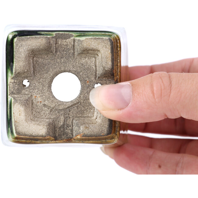 Square beige bonsai pot by Terahata Satomi Mazan - 65 x 65 x 70 mm