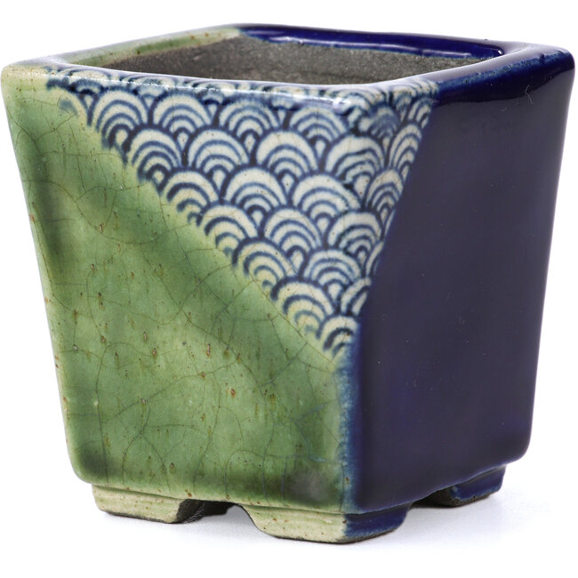 Square green bonsai pot by Terahata Satomi Mazan - 65 x 65 x 70 mm