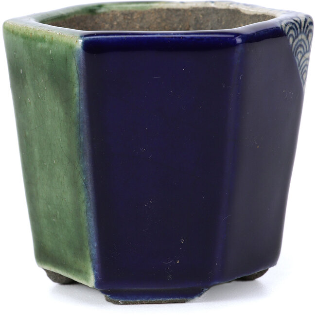 Hexagonal green bonsai pot by Terahata Satomi Mazan - 73 x 65 x 65 mm