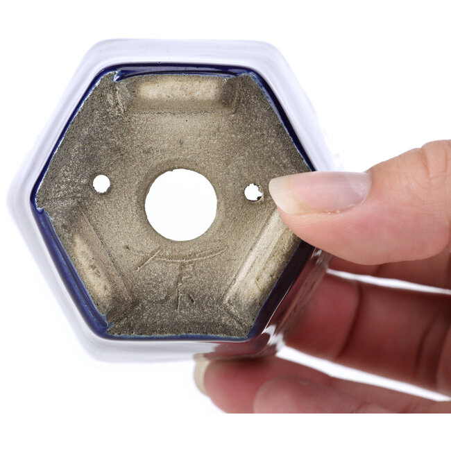 Hexagonal blue bonsai pot by Terahata Satomi Mazan - 73 x 65 x 65 mm