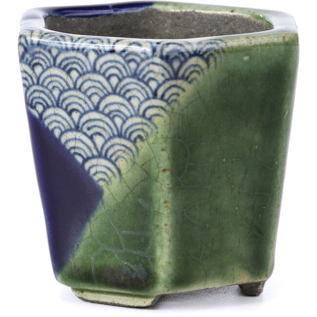 Hexagonal green bonsai pot by Terahata Satomi Mazan - 73 x 65 x 65 mm