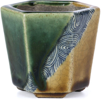  Satomi Mazan, Mazan Terahata 73 mm sechseckige beige Bonsaischale von Terahata Satomi Mazan, Tokoname, Japan