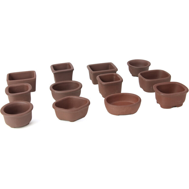 Ensemble de 12 petits pots à bonsaï non émaillés entre 40 et 55 mm de Seto Yaki, Japon.