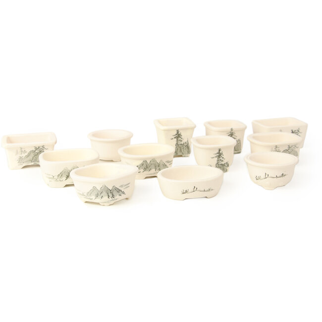 Set of 12 small white bonsai pots between 40 and 55 mm from Seto Yaki, Japan, depicting a scene with landscape.