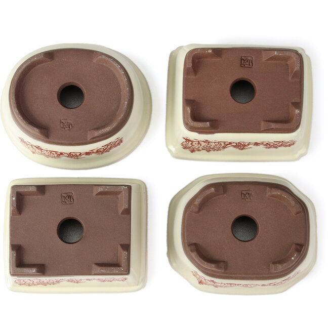 Set di 4 vasi bonsai bianchi tra 100 e 106 mm di Seto Yaki, Giappone, raffiguranti una scena con paesaggio.