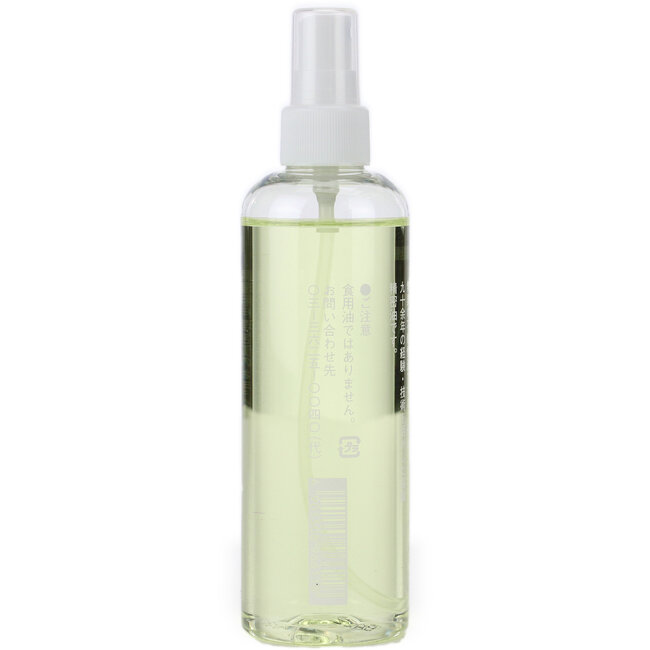Huile de camélia avec vaporisateur - 245 ml
