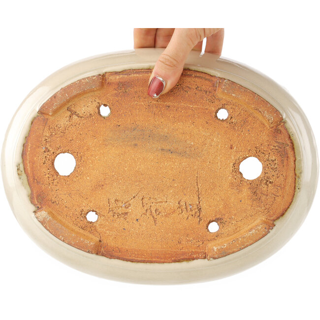 Oval off-white bonsai pot by Hattori - 265 x 198 x 60 mm