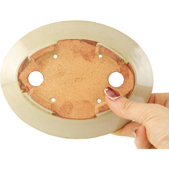 Oval white bonsai pot by Hattori - 165 x 130 x 40 mm