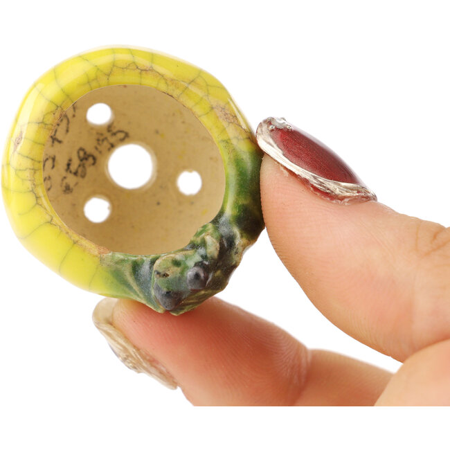 Ronde geel-groene bonsaipot van Masashi Furumoto - 30 x 30 x 20 mm