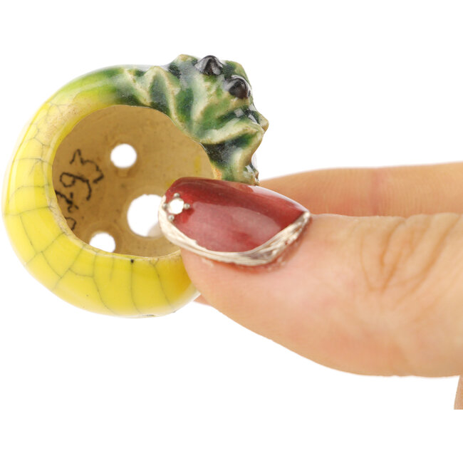 Ronde geel-groene bonsaipot van Masashi Furumoto - 30 x 30 x 20 mm